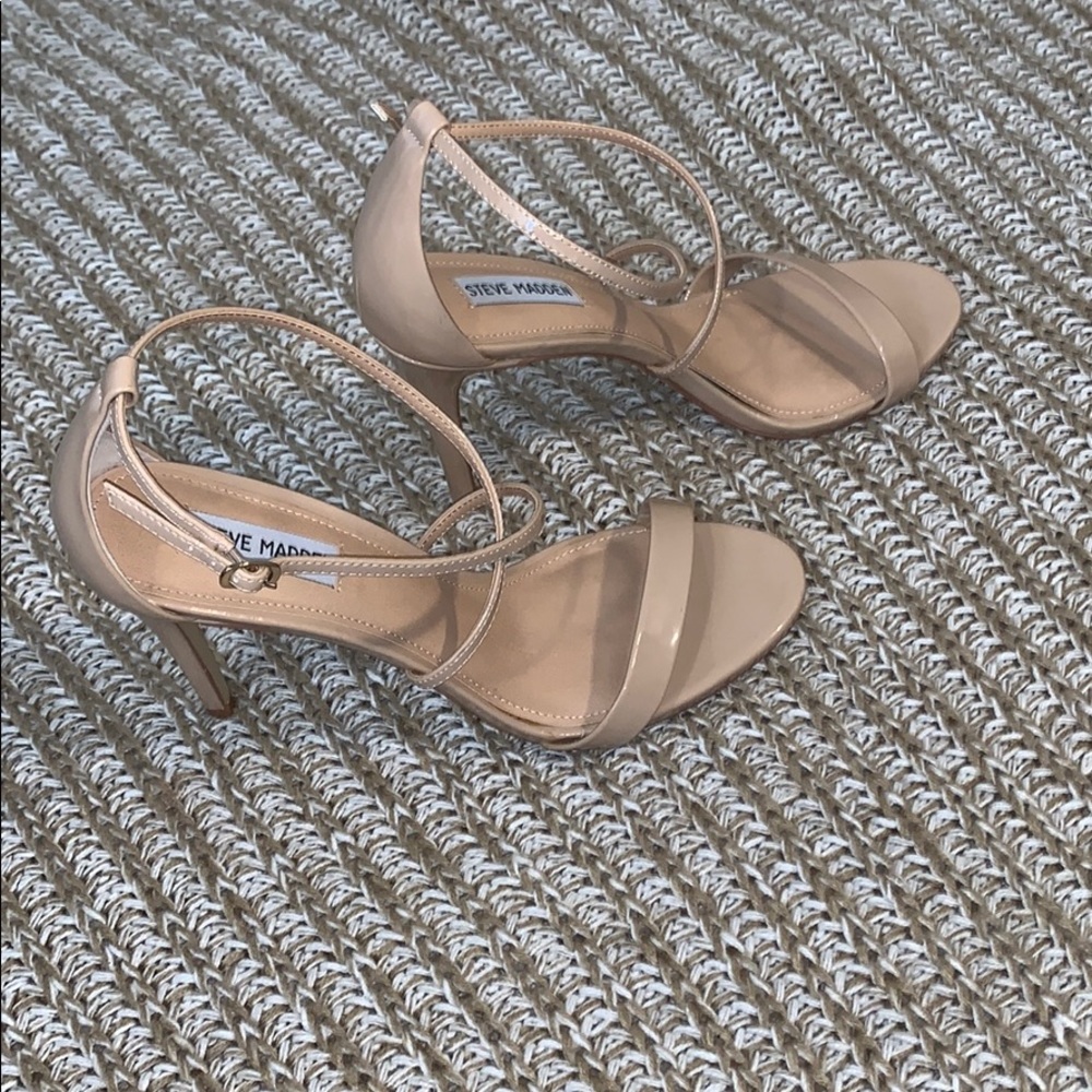 Steve Madden - Picture 3 of 3